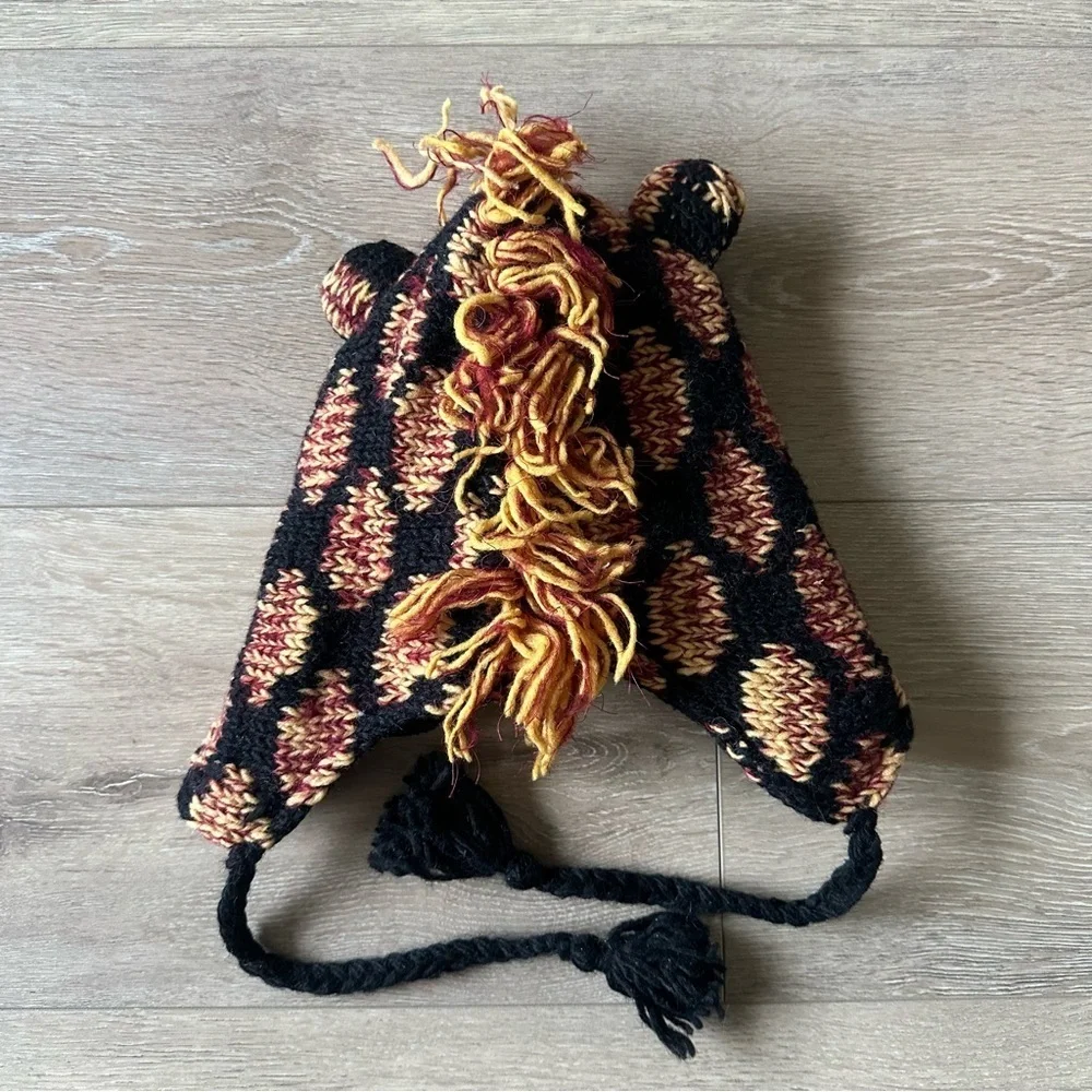 Hand Knit 100% Wool Kids Hat Made In Nepal Animal Leopard Lion